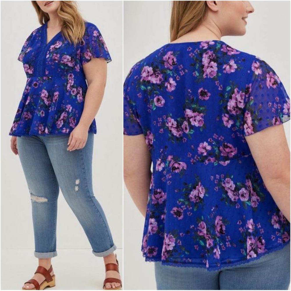 Torrid Peplum Chiffon Clip Dot Lace Inset Top in Floral Blue Size 3